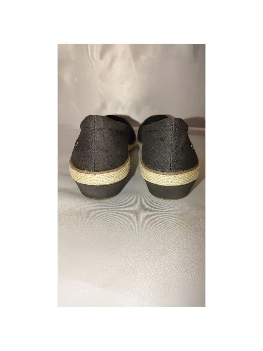 Grasshoppers Quinn Canvas Wedge Size 9.5